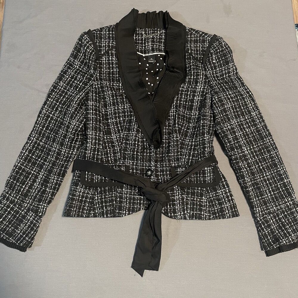 White House Black Market Women’s Ruffle Blazer 10 Padded Shoulders With A Belt
